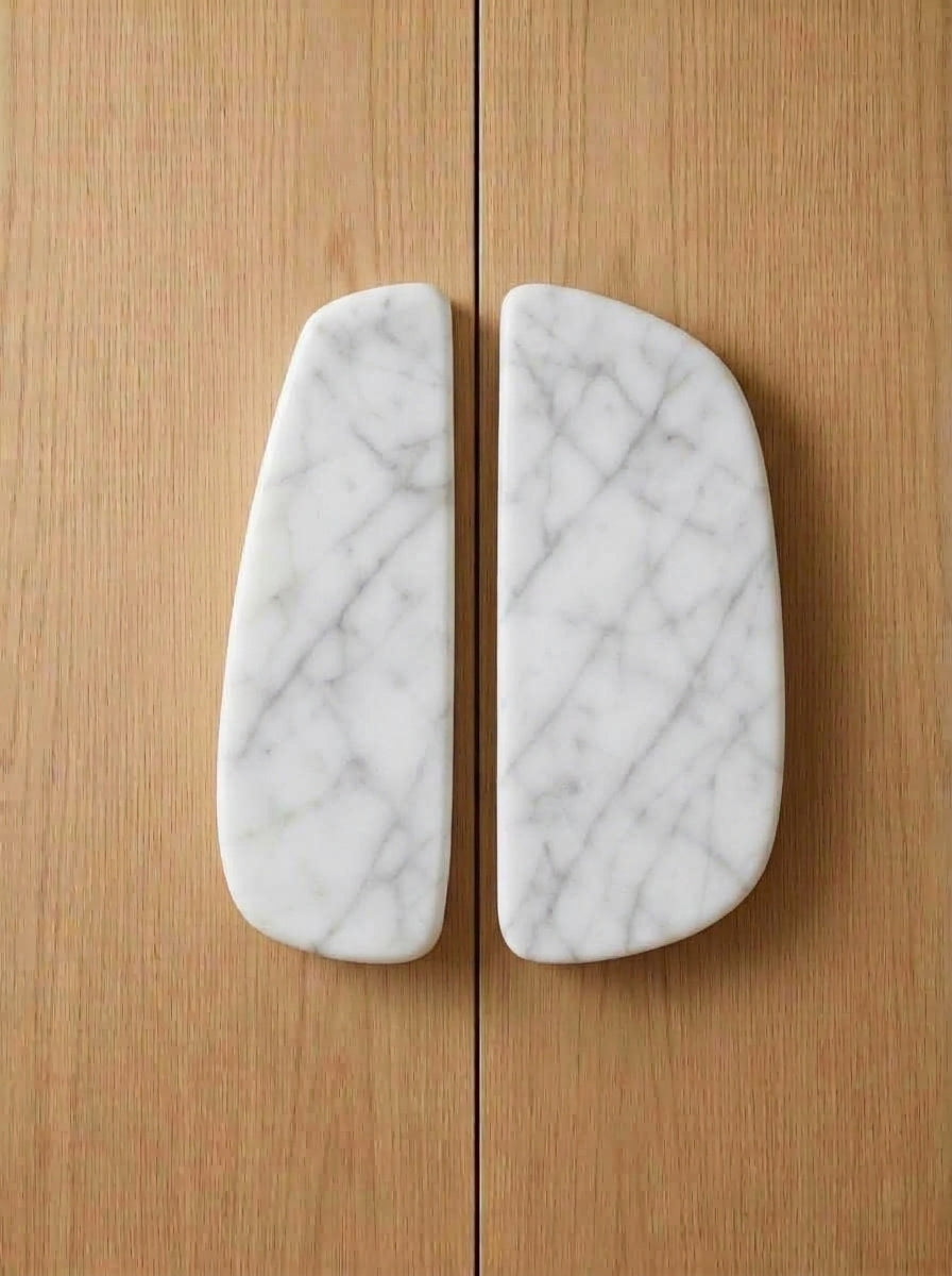 Yukixstone Carrara White natural stone pebble pull - hand-carved split marble cabinet handle for wardrobe and kitchen doors
